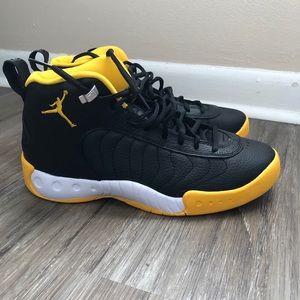Yellow and black jumpman jordans Clearance